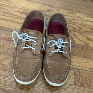 Sperry Men's Tan Boat Shoes with White Laces